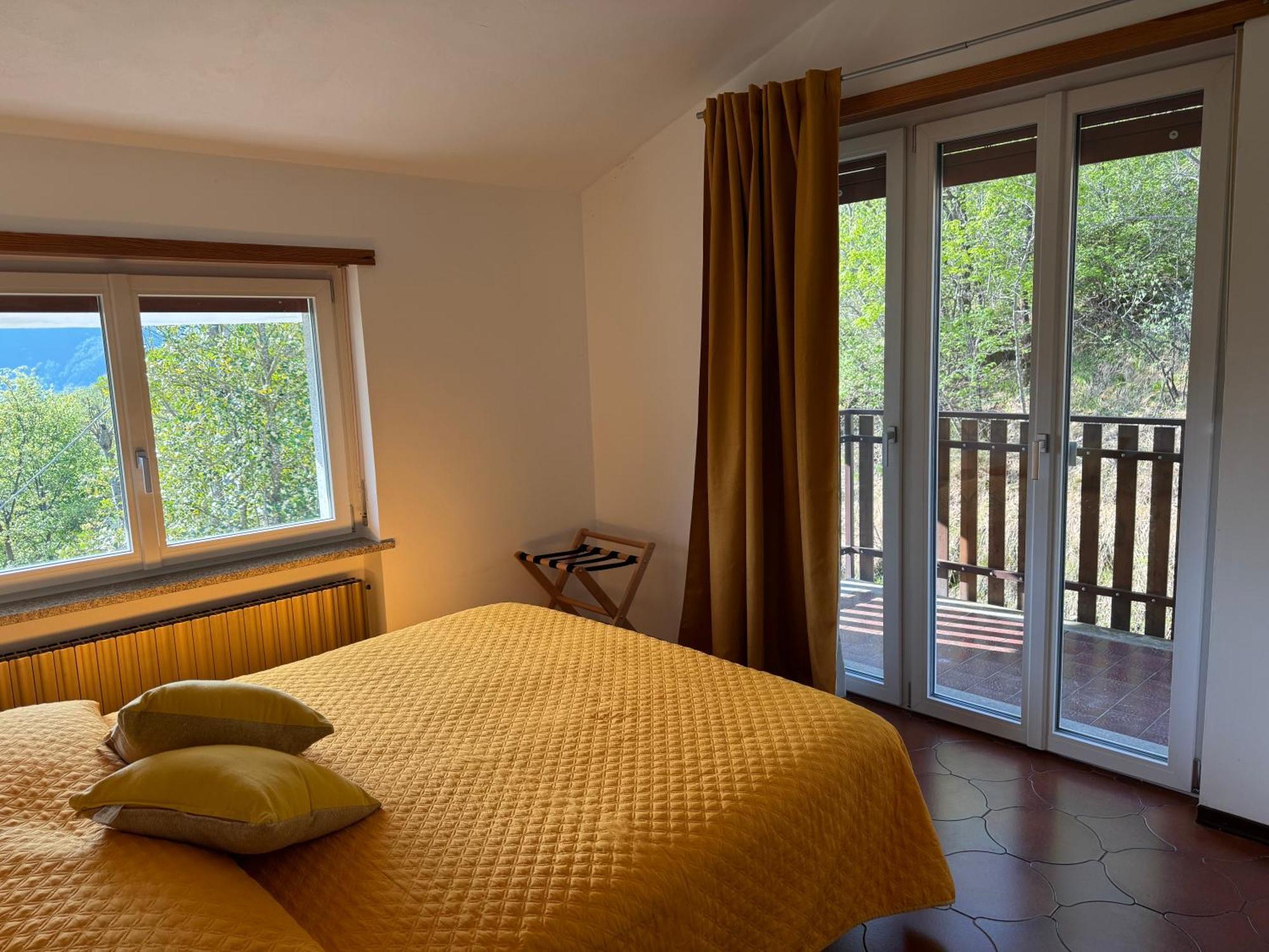 Gold Cave Casa Vacanze Relax Nel Bosco Appartamenti Pessinetto Ngoại thất bức ảnh